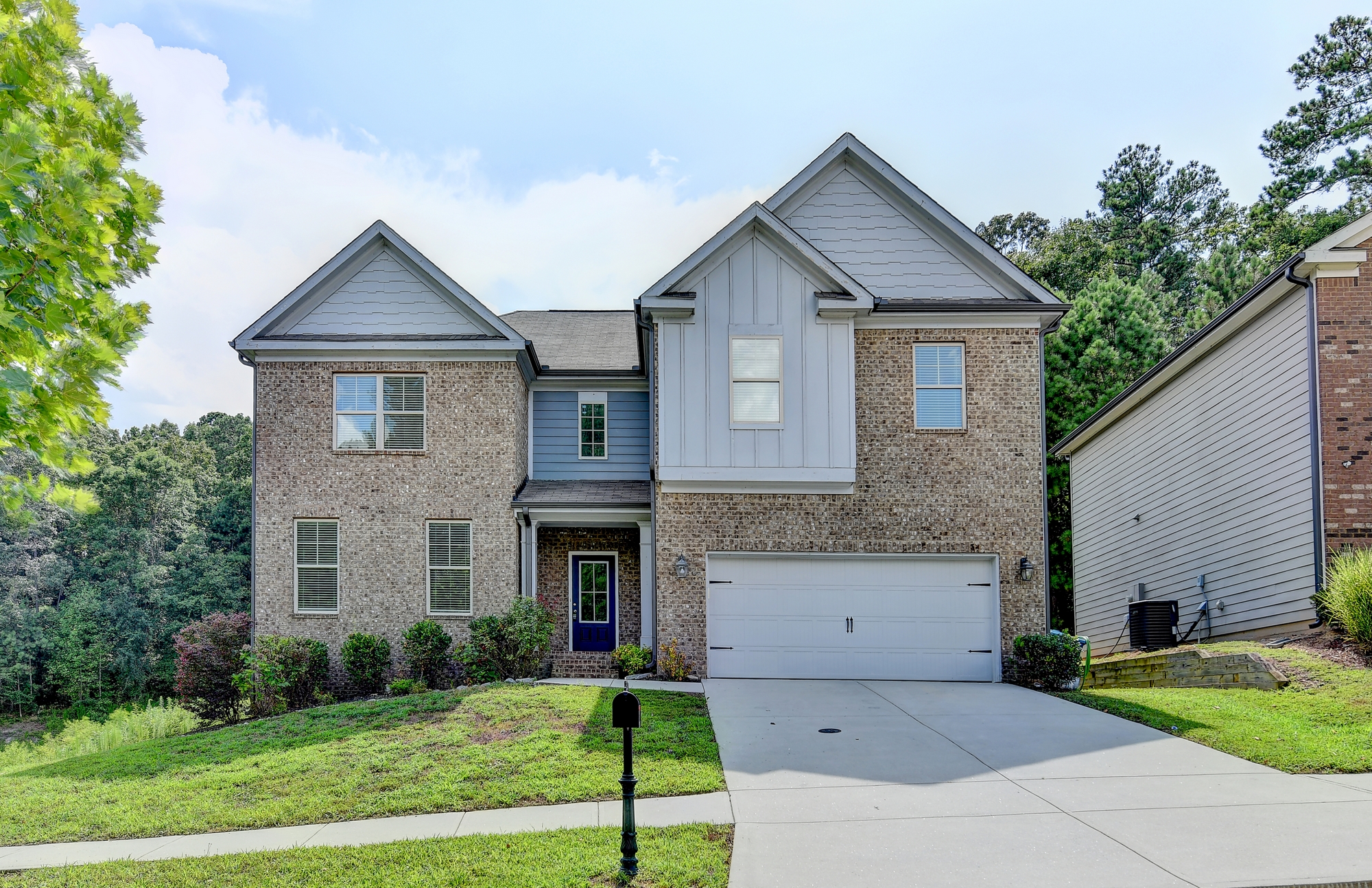 707 Sand Lane Southeast